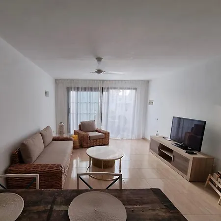 Columbus Playa 아파트